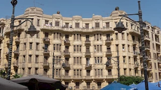 هل توجد توجيهات عليا بتحرير عقود الإيجار القديم؟ ممثل الحكومة يجيب