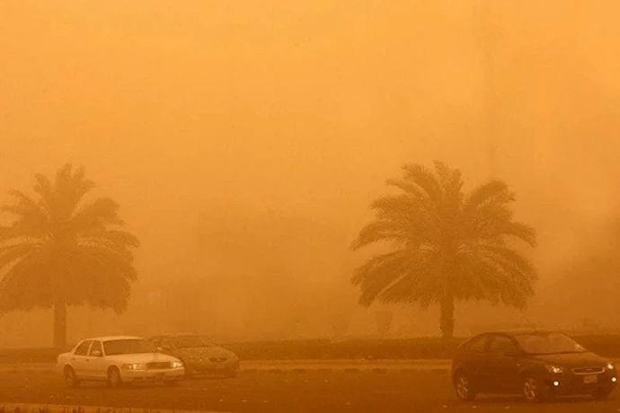 العاصفة الترابية
